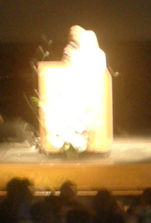 Blessed Virgin Mary Appears in front of Vassula Ryden