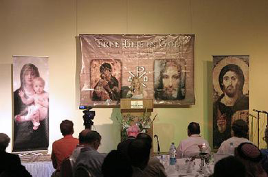 Vassula speaking at the Anulake Hotel, Turkey