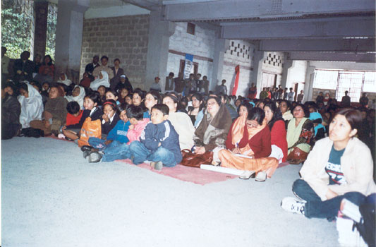 Kurjeon-Darjeeling, India. People are listening to Vassula. July 2005